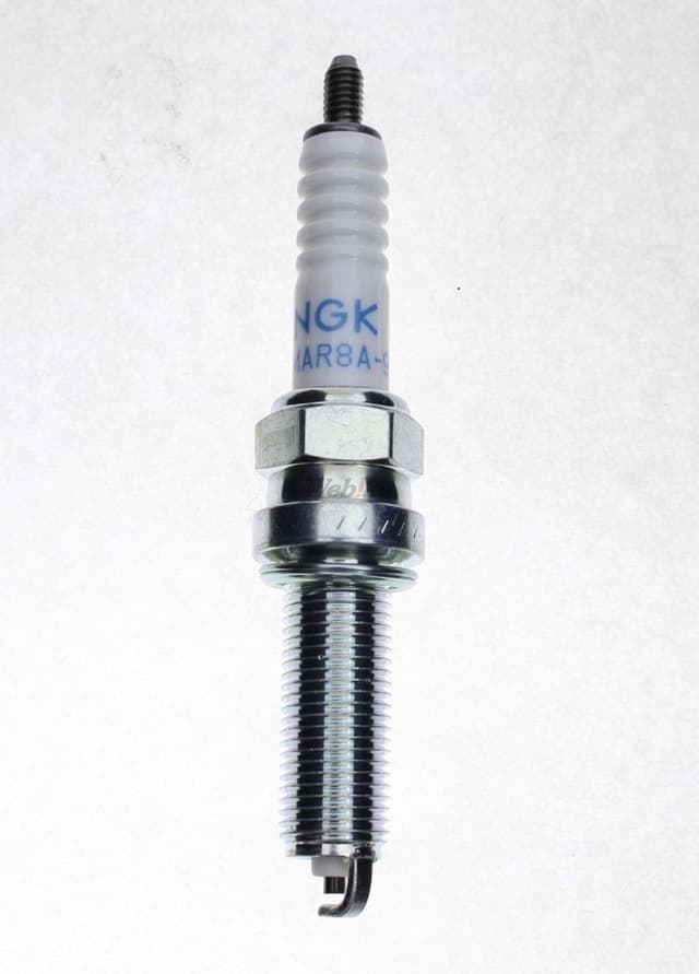 RKS Freccia 125 NGK Buji
