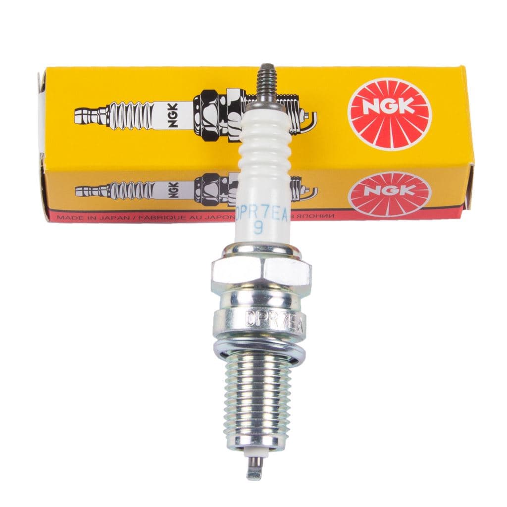 Suzuki VZ 800 MARAUDER DPR7EA-9 Ngk Buji