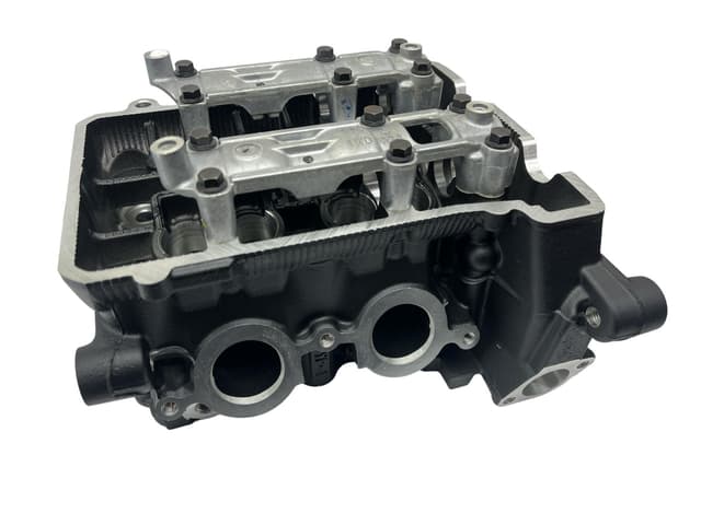 Yamaha MT 25 Silindir Üst Kapak BS8-E1102-11
