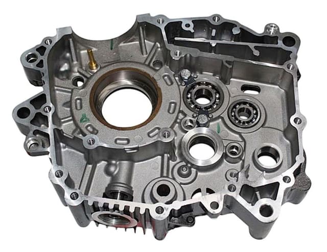 Tvs Raider 125 Sağ Blok Karter Orijinal